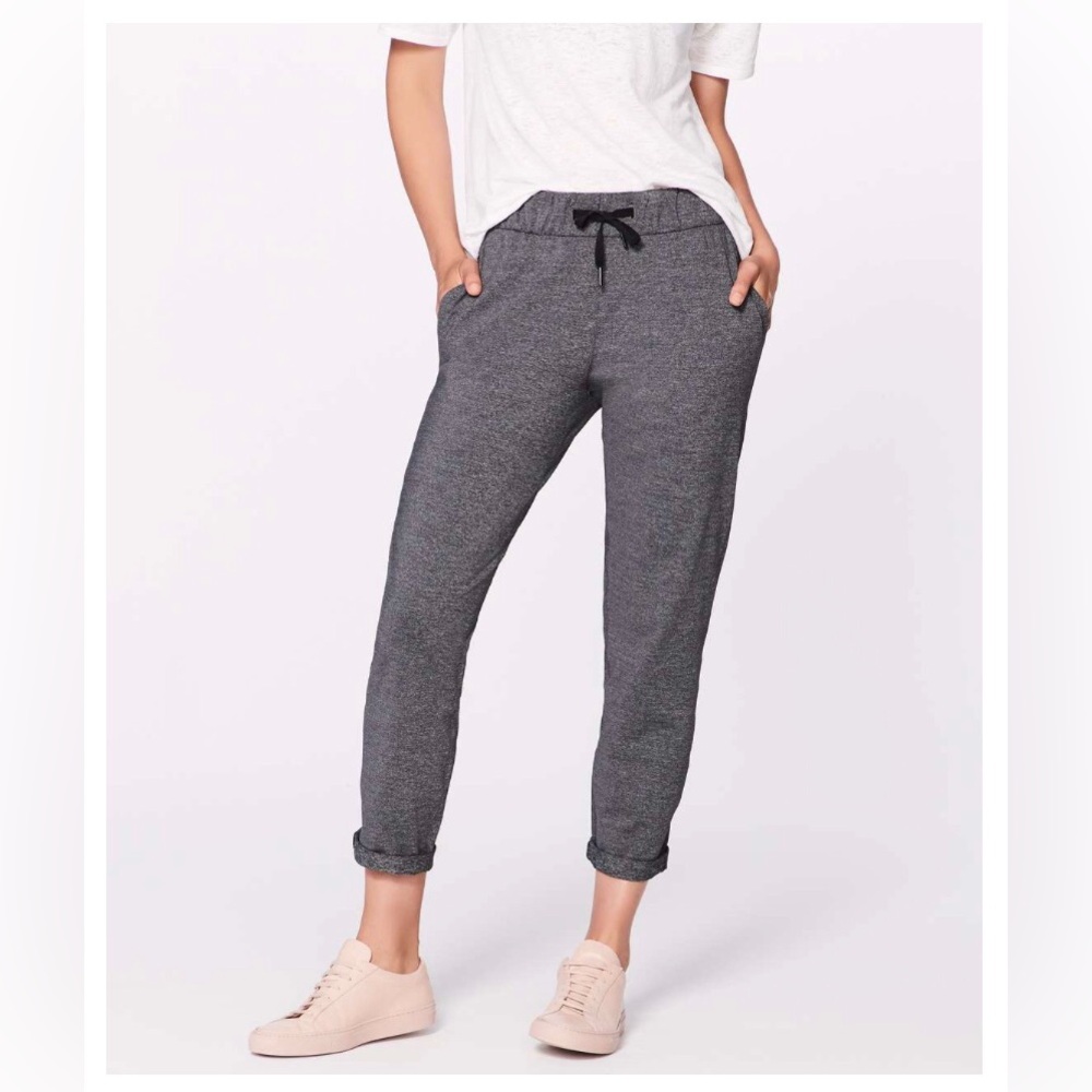 Lululemon On The Fly Pant 28”